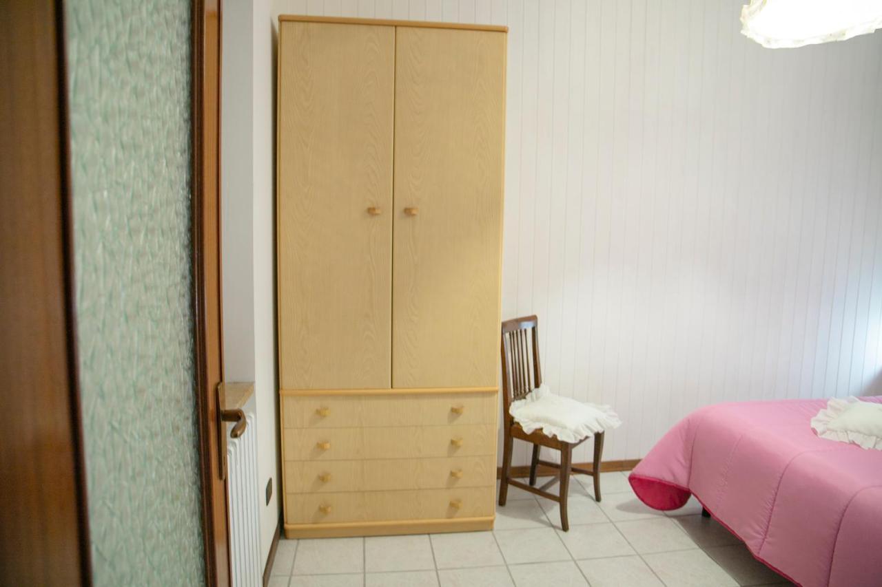 B&B Nonna Bi Serravalle Scrivia Habitación foto